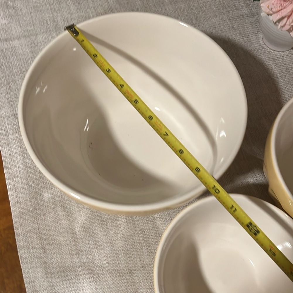 Williams-Sonoma Yellow Ceramic Bowls - Fluted Design - Picture 9 of 12